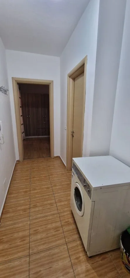 Tirane, jap me qera apartament 1+1+Ballkon Kati 7, 67 m² 450 € (Astir, te rrethrrotullimi)