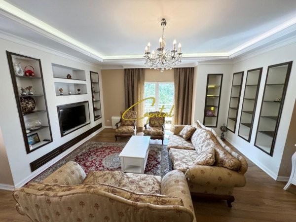 Tirane, jepet me qera apartament 2+1 Kati 3, 110 m² 900 € (LIQENI I THATE)