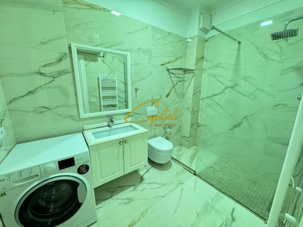 Tirane, jepet me qera apartament 2+1 Kati 3, 110 m² 900 € (LIQENI I THATE)