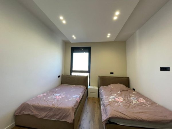 Tirane, jepet me qera apartament 2+1 Kati 9, 110 m² 1.500 € (Kompleksi Olimpik)