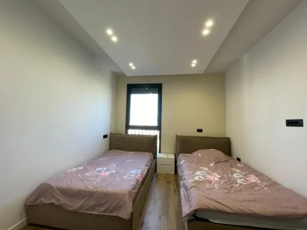 Tirane, jepet me qera apartament 2+1 Kati 9, 110 m² 1.300 € (Kompleksi Olimpik)