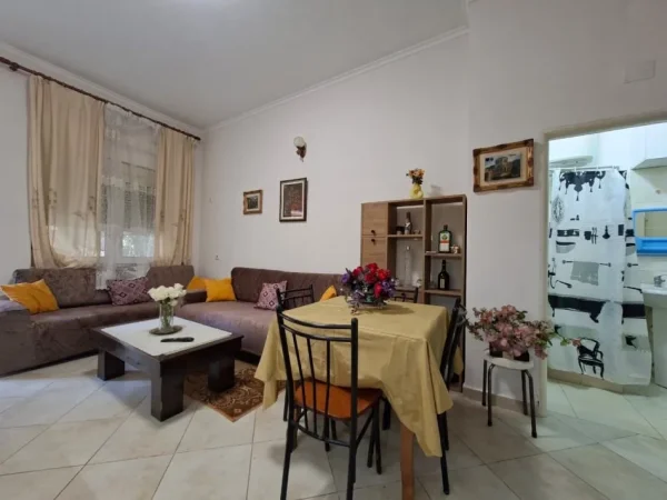 Me Qira : Apartament 1+1 & Ballkon I mobiluar ( 📍Fresk 10 min nga Unaza e Madhe) ✨️Leke/Muaj