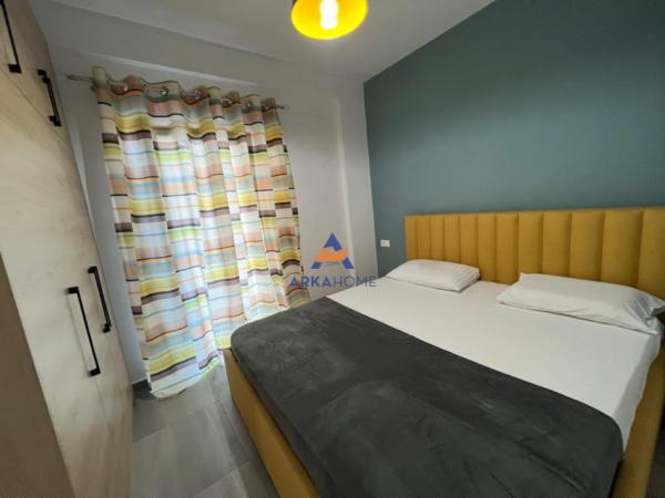 Tirane, jepet me qera shtepi 1+1 Kati 1, 60 m² 623 € 