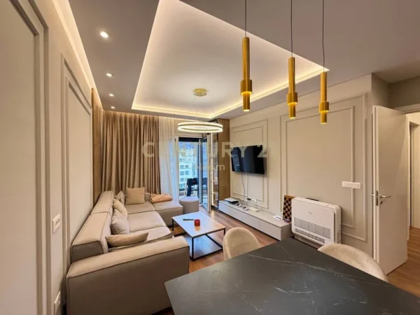 Tirane, shitet apartament 2+1+Ballkon Kati 6, 93 m² 255.000 € (Neom130409)