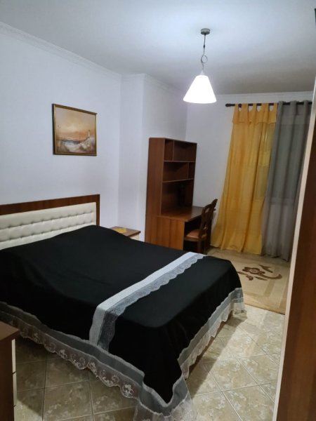 Tirane, jepet me qera apartament 2+1 Kati 2, 115 m² 600 € (Don Bosko)