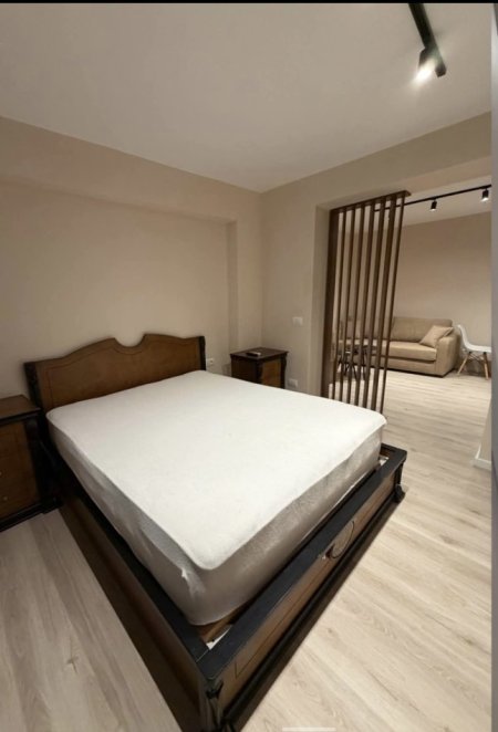 Tirane, jepet me qera apartament 2+1 Kati 1, 66 m² 600 € 