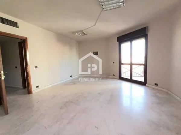 JEPET ME QERA : AMBJENT BIZNESI: /ZONA Qendër/ TORRE DRINI "