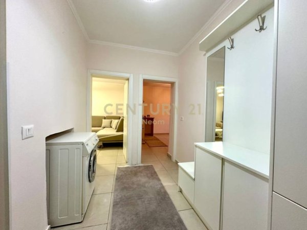 Tirane, jepet me qera apartament 1+1+Ballkon Kati 1, 61 m² 470 € (RRUGA E DIBRES)