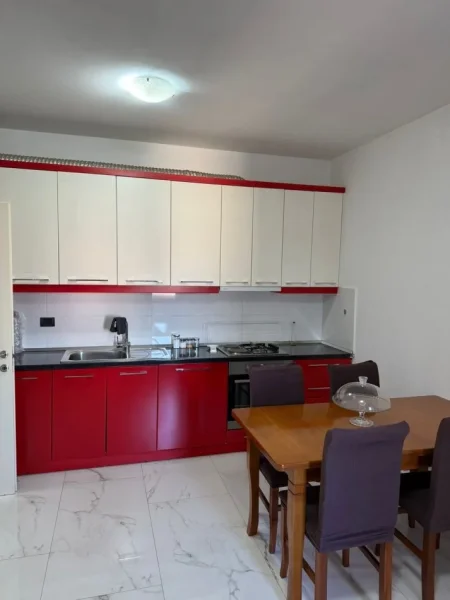 Tirane, jepet me qera apartament 1+1 Kati 3, 430 € 