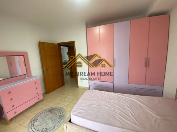 Durres, jepet me qera apartament 2+1+Aneks+Ballkon Kati 2, 105 m² 350 € 