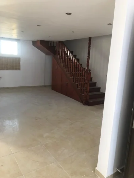 SHITET  PAPAFINGO 169 M2 + GARAZH  NE PLAZH DURRES   265.000 EURO