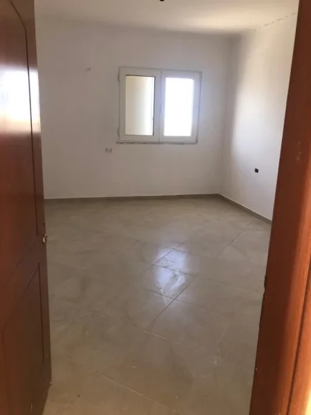 SHITET  PAPAFINGO 169 M2 + GARAZH  NE PLAZH DURRES   265.000 EURO