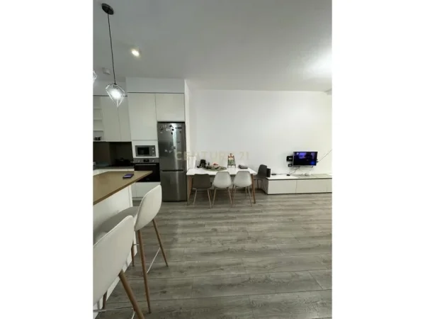 Shqiperi, shitet apartament 2+1+Ballkon Kati 3, 117 m² 233.000 € 