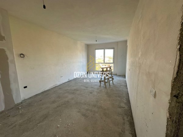 Tirane, shitet apartament 2+1+Ballkon Kati 4, 107 m² 128.184 € (Paskuqan)
