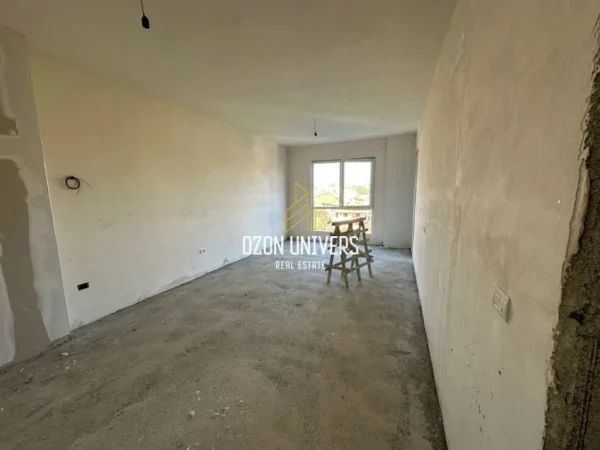 Tirane, shitet apartament 2+1+Ballkon Kati 4, 107 m² 128.184 € (Paskuqan)