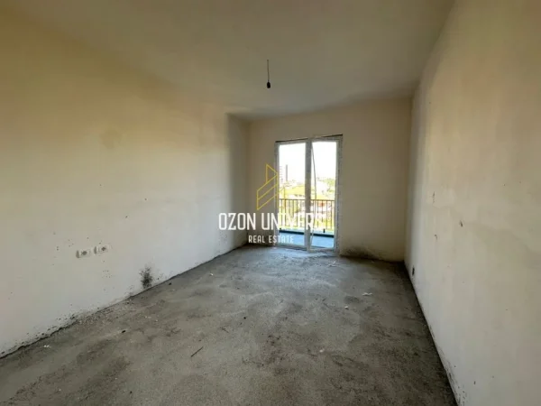 Tirane, shitet apartament 2+1+Ballkon Kati 4, 107 m² 128.184 € (Paskuqan)