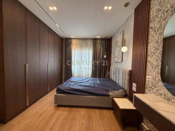 Tirane, jap me qera apartament Kati 4, 101 m² 1.500 € (Qender)