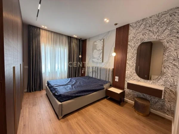 Tirane, jap me qera apartament Kati 4, 101 m² 1.500 € (Qender)