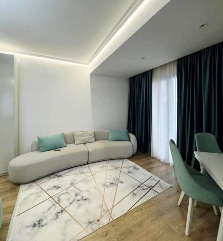Tirane, jepet me qera apartament 1+1 , 69 m² 60.000 € (Farmacia 10)