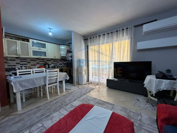 Tirane, shitet apartament 2+1 Kati 3, 106 m² 166.000 € (Yzberisht)