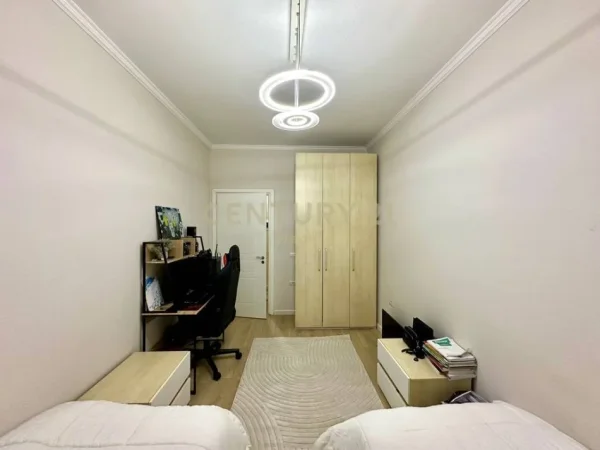 Tirane, shitet apartament 2+1 Kati 5, 89 m² 135.000 € (Neom130849)