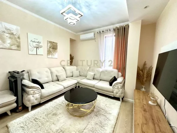 Tirane, shitet apartament 2+1 Kati 5, 89 m² 135.000 € (Neom130849)