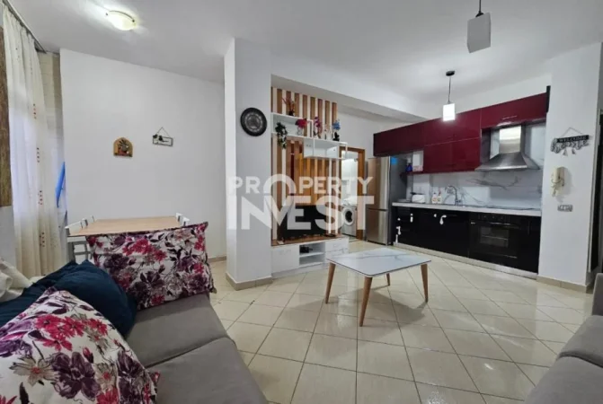 Tirane, shitet apartament 1+1 Kati 4, 54 m² 76.000 € (Golem)