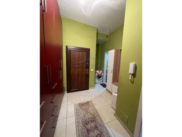 Tirane, shitet apartament 1+1 Kati 1, 72 m² 115.000 € (pranë Bar Santana)