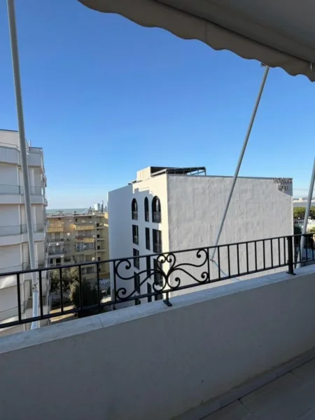 Qerret, shitet apartament 2+1 , 85 m² 150.000 € (qerret)