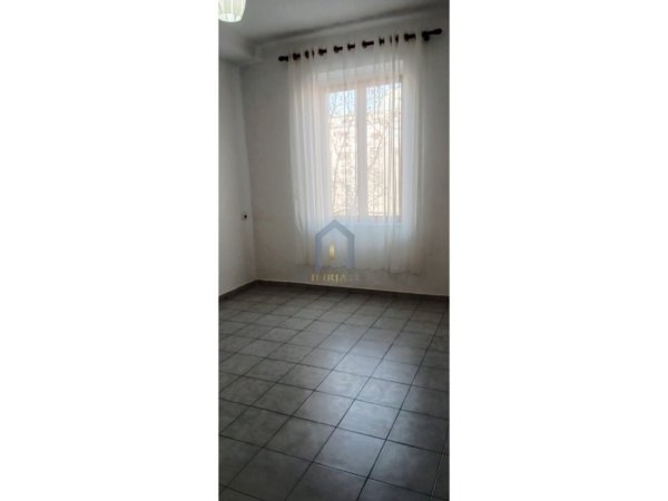 Tirane, jap me qera apartament 1+1 Kati 3, 55 m² 650 € (rruga ibrahim rugova)