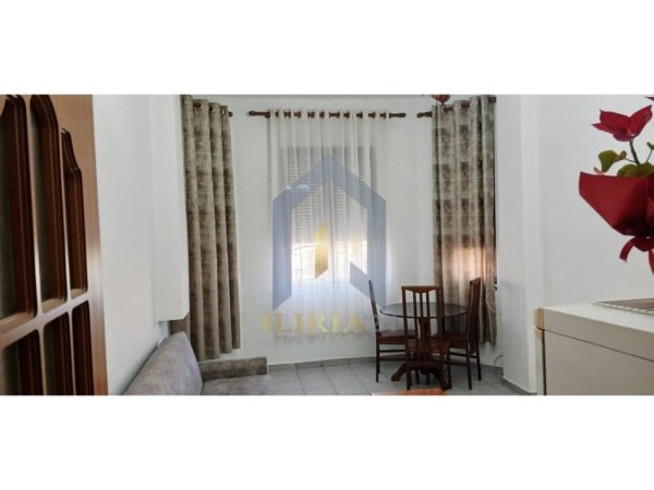 Tirane, jap me qera apartament 1+1 Kati 3, 55 m² 650 € (rruga ibrahim rugova)