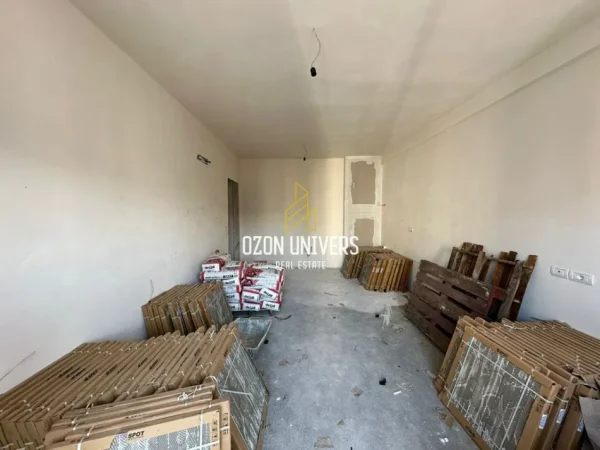 Tirane, shitet apartament Kati 7, 81 m² 117.000 € (Paskuqan)