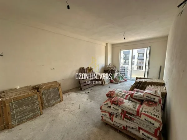 Tirane, shitet apartament Kati 7, 81 m² 117.000 € (Paskuqan)