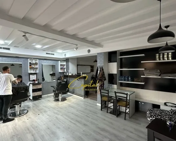 Tirane, shitet ambjent biznesi Kati 1, 60 m² 200.000 € (MYSLYM SHYRI)