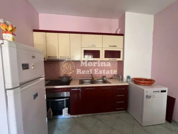 Tirane, jepet me qera apartament 1+1 Kati 7, 75 m² 400 € (Yzberisht)