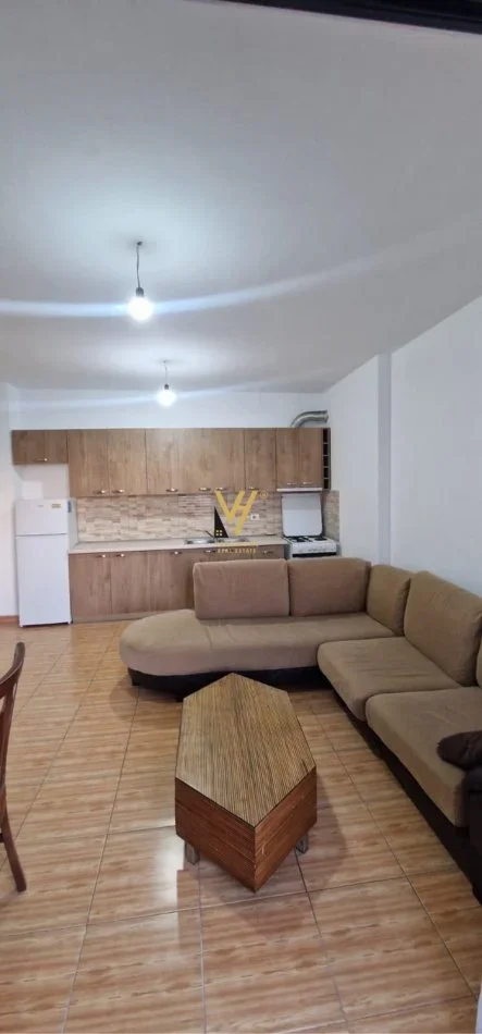 Tirane, jepet me qera apartament 1+1+Ballkon Kati 7, 73 m² 450 € (ASTIR)