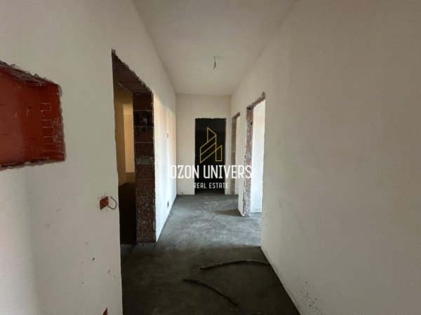 Tirane, shitet apartament 2+1+Ballkon Kati 1, 84 m² 88.337 € (Residenca Majestic, Paskuqan Tirana, Albania)