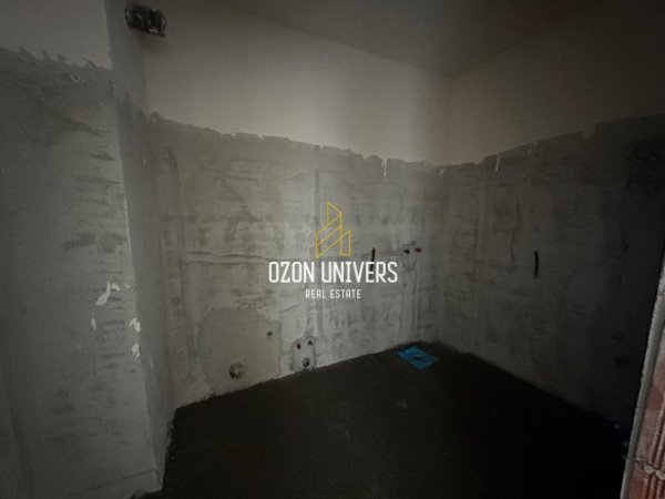 Tirane, shitet apartament 2+1+Ballkon Kati 1, 84 m² 88.337 € (Residenca Majestic, Paskuqan Tirana, Albania)