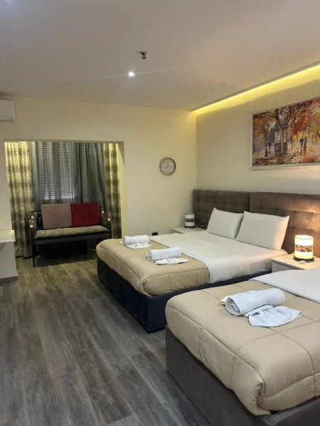 Tirane, shitet hotel , 350 m² 1.700.000 € (qender)