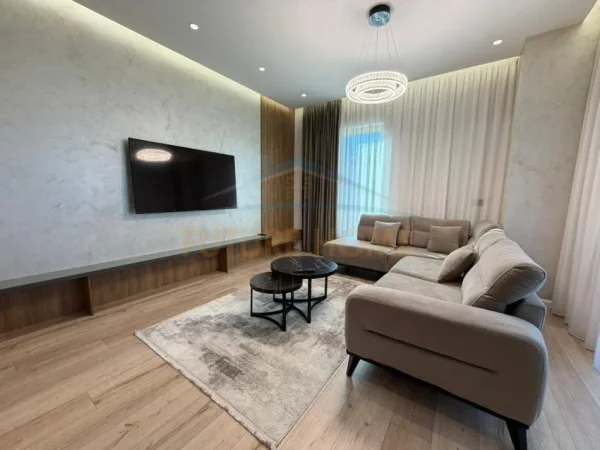 Tirane, jepet me qera apartament 2+1+Parkim Kati 8, 140 m² 2.100 € (Stadiumi Air Albania)