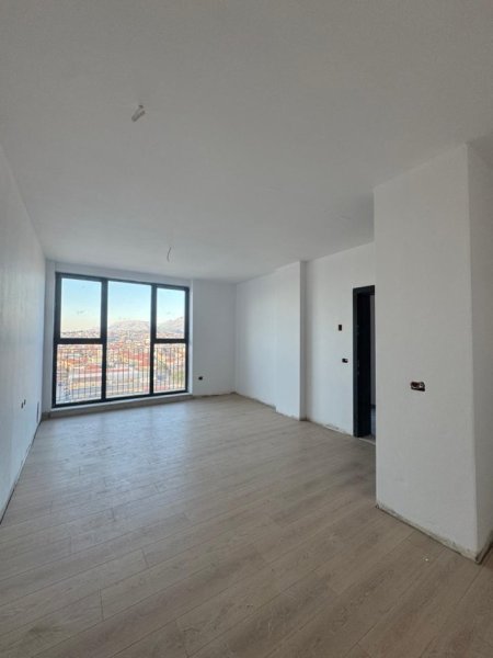 Tirane, shitet apartament 1+1+Ballkon Kati 8, 75 m² 121.500 €