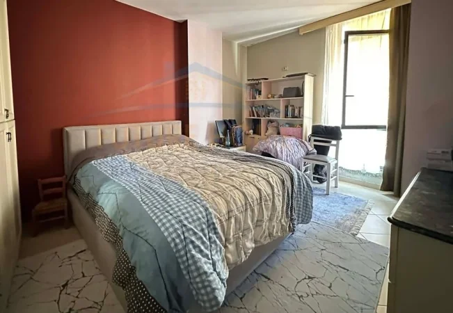 Tirane, shitet apartament 2+1 Kati 3, 106 m² 166.000 € (Yzberisht)