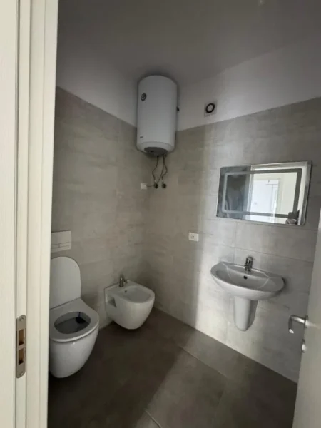 Apartament 2+1 Kati 4, 92 m² 300 € (Univers City)