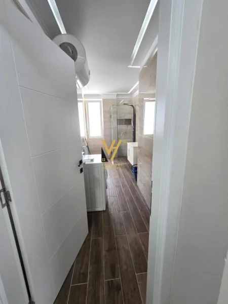 Tirane, jepet me qera apartament 2+1+Ballkon Kati 6, 85 m² 800 € (21 DHJETORI)