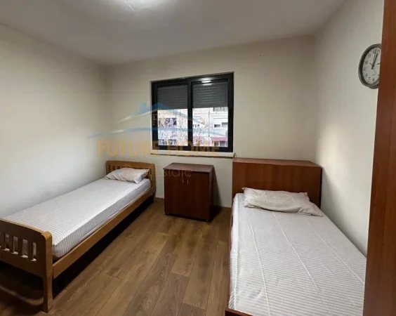 Tirane, shitet apartament 2+1 Kati 4, 106 m² 138.000 € (Xhamlliku)