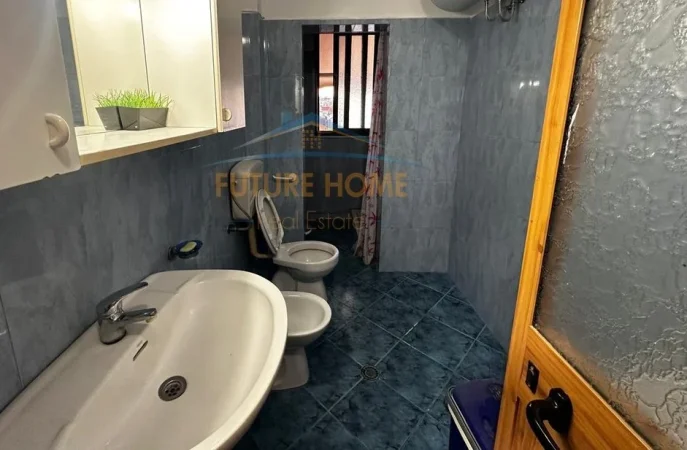 Tirane, shitet apartament 2+1 Kati 4, 106 m² 138.000 € (Xhamlliku)