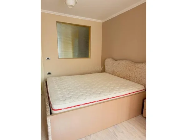 Tirane, jepet me qera apartament 2+1 Kati 2, 76 m² 900 € (Bulevardi Zogu 1)