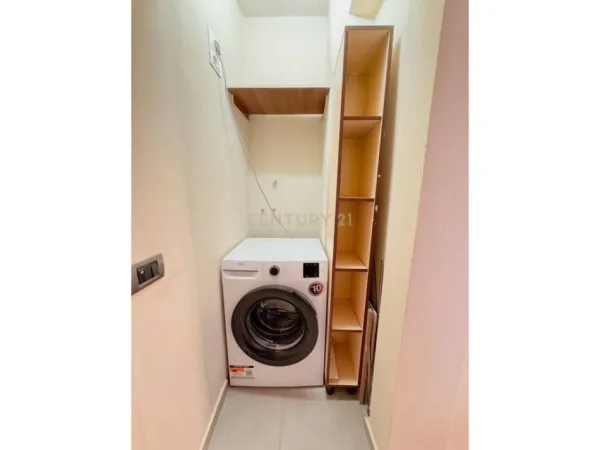 Tirane, jepet me qera apartament 2+1 Kati 2, 76 m² 900 € (Bulevardi Zogu 1)