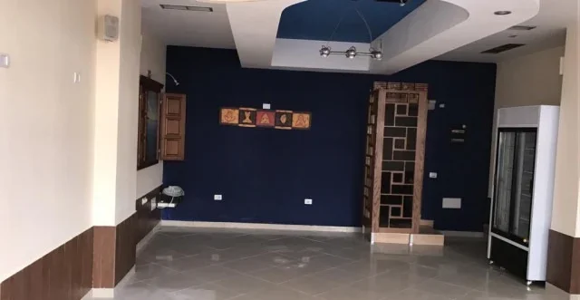 Tirane, shitet dyqan Kati 0, 53 m² 260.000 € (DON BOSKO)