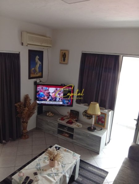 Tirane, jepet me qera apartament 1+1 Kati 4, 43 m² 600 € (BRRYLI)